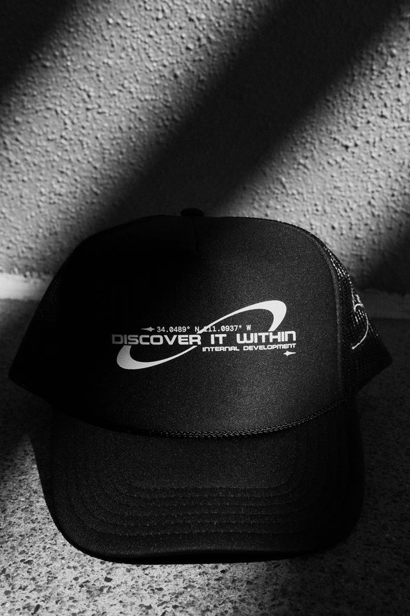 DISCOVER IT WITHIN - TRUCKER MESH CAP (PRE-ORDER)